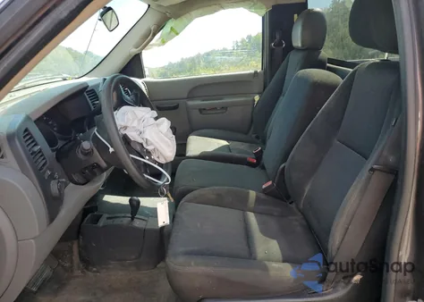 2010 Chevrolet Silverado K1500 из США, поврежденный, VIN 1GCPKPEA0AZ295245